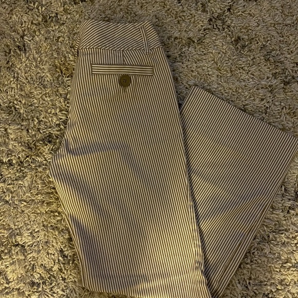 Old Navy Stripe Flare Pants size 8 Short - Picture 3 of 5